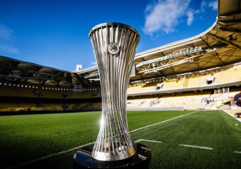 Фиорентина – АЕК Атина: Италианска класа срещу гръцка дисциплина