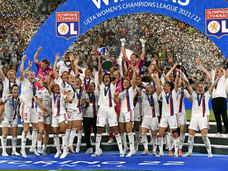 Най-известните женски футболни отбори в света